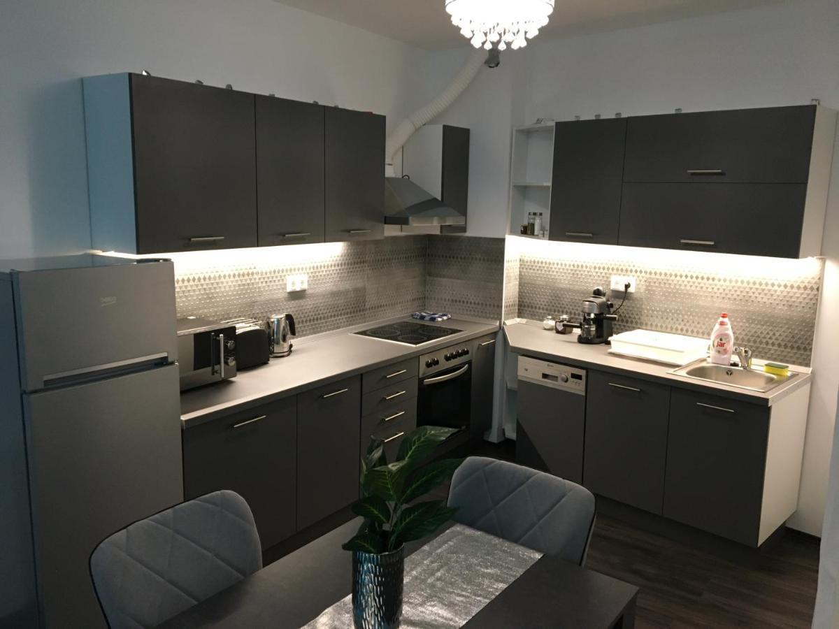 Queen Apartman Debrecen Exterior foto