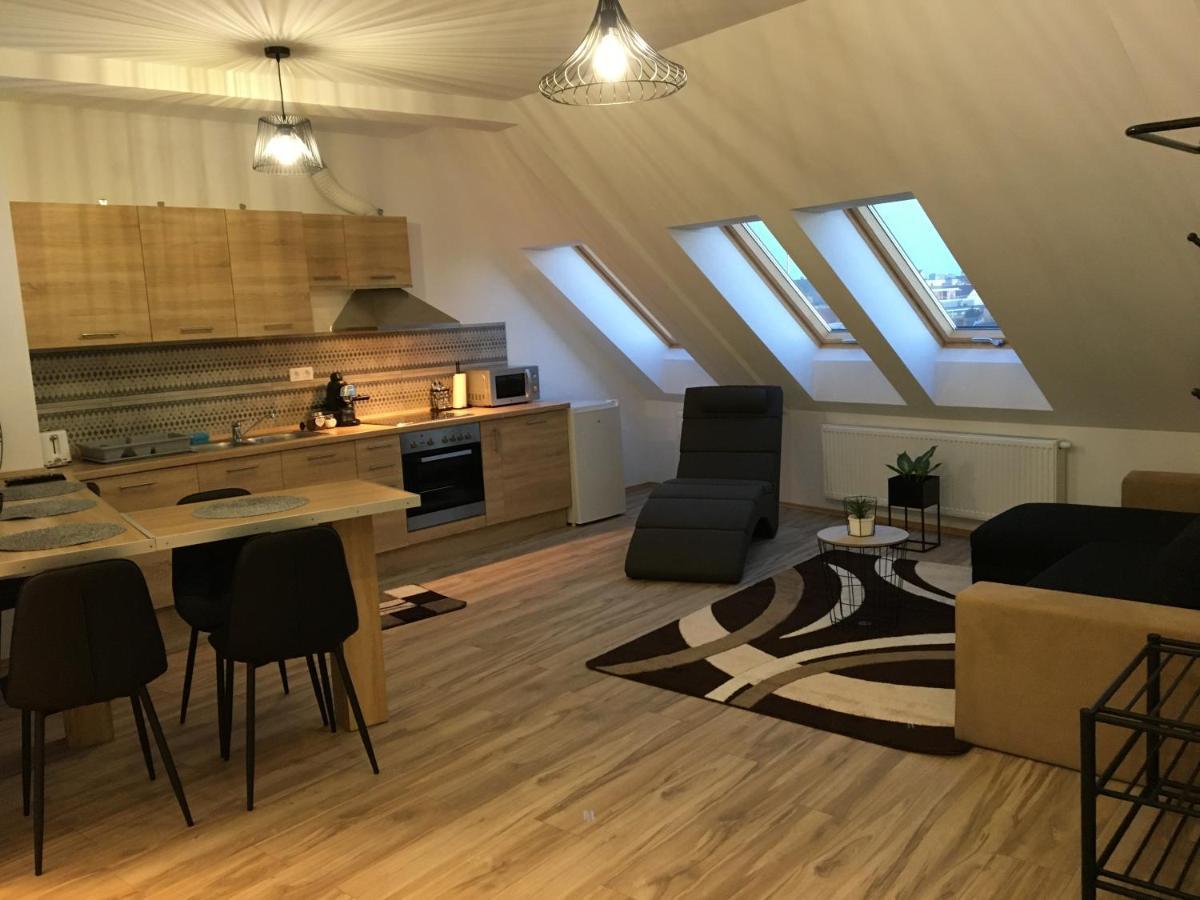 Queen Apartman Debrecen Exterior foto