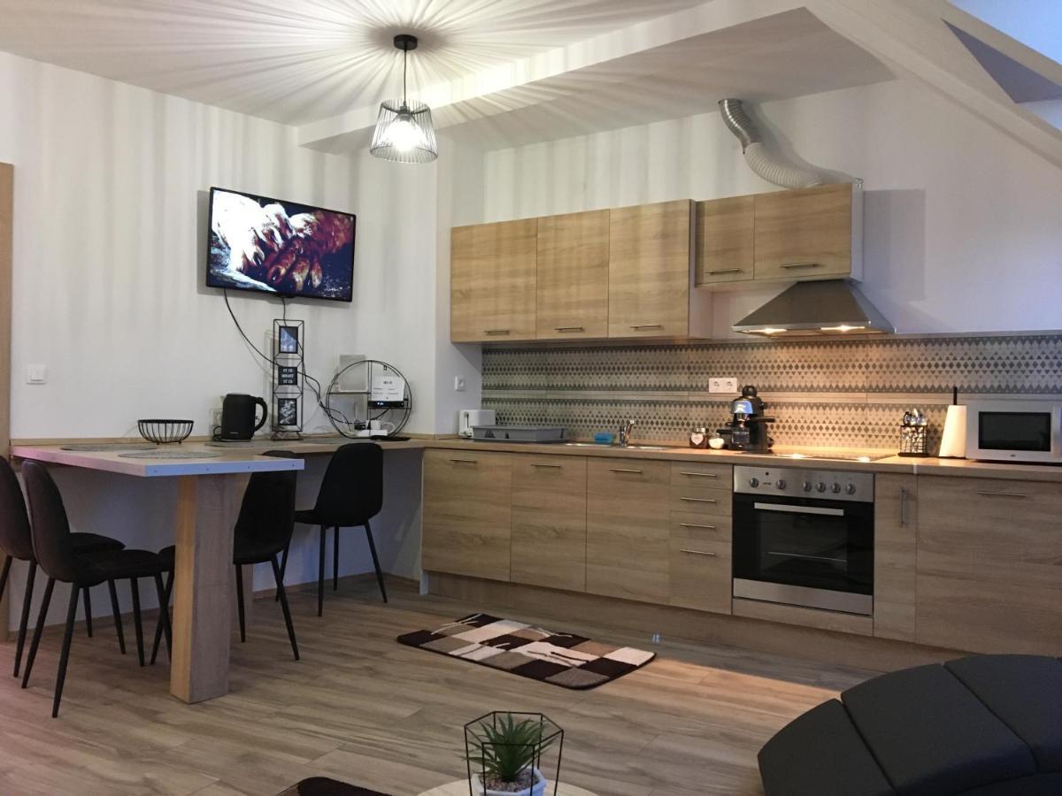 Queen Apartman Debrecen Exterior foto